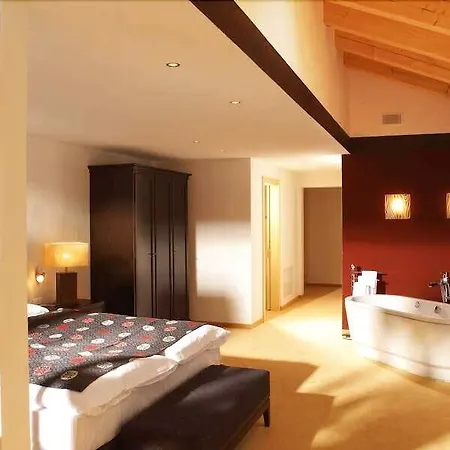 מלון Waldhotel Doldenhorn 4*