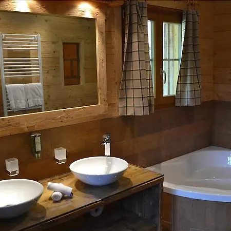 Отель Waldhotel Doldenhorn