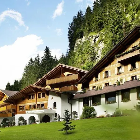 Waldhotel Doldenhorn