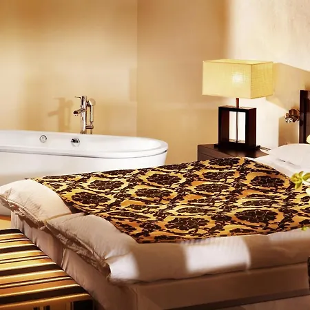 Waldhotel Doldenhorn 호텔 4*