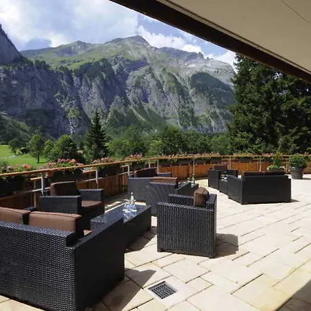 Waldhotel Doldenhorn 호텔 4*