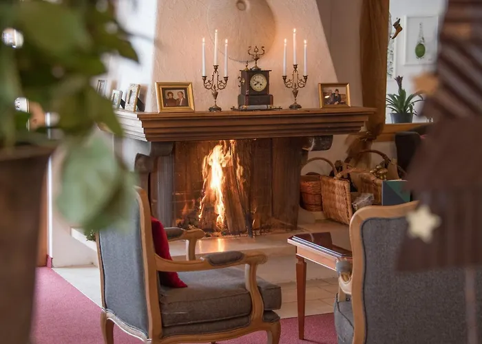 Waldhotel Doldenhorn Отель Кандерштег
