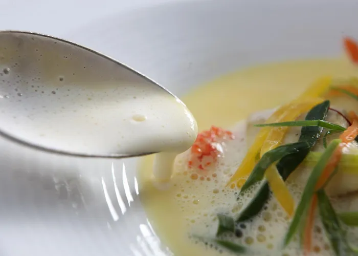 Hotel Waldhotel Doldenhorn 4*