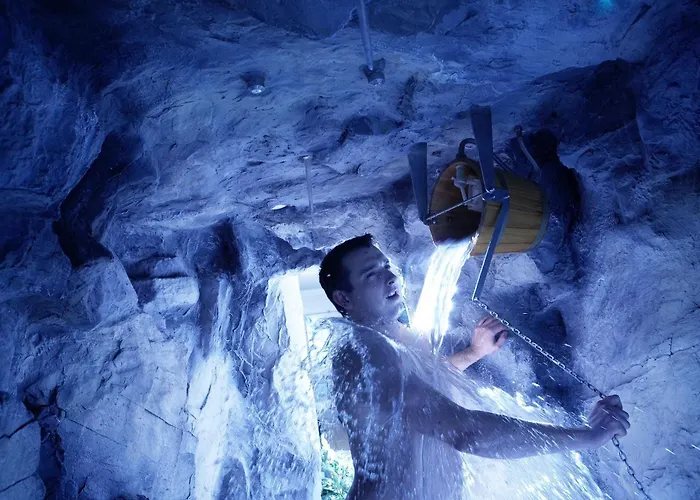 Waldhotel Doldenhorn