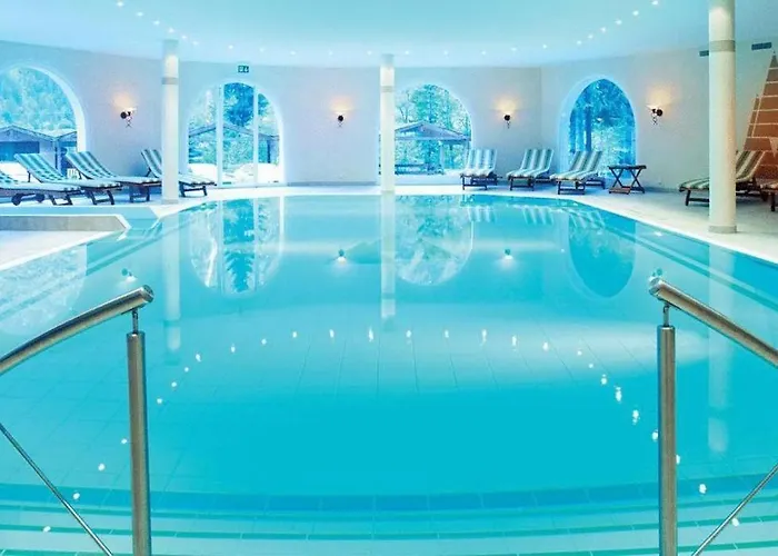 Waldhotel Doldenhorn Hotel