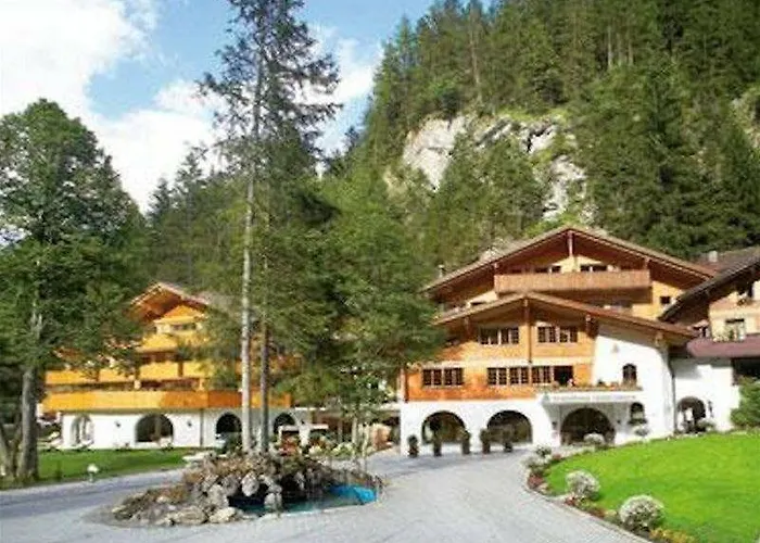 Отель Waldhotel Doldenhorn