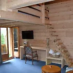 Waldhotel Doldenhorn Otel