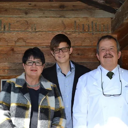 Waldhotel Doldenhorn