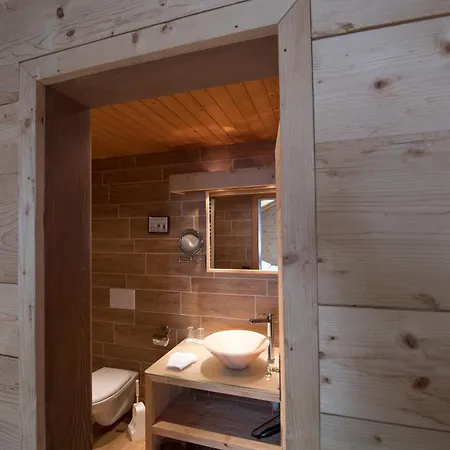 Waldhotel Doldenhorn Hotel