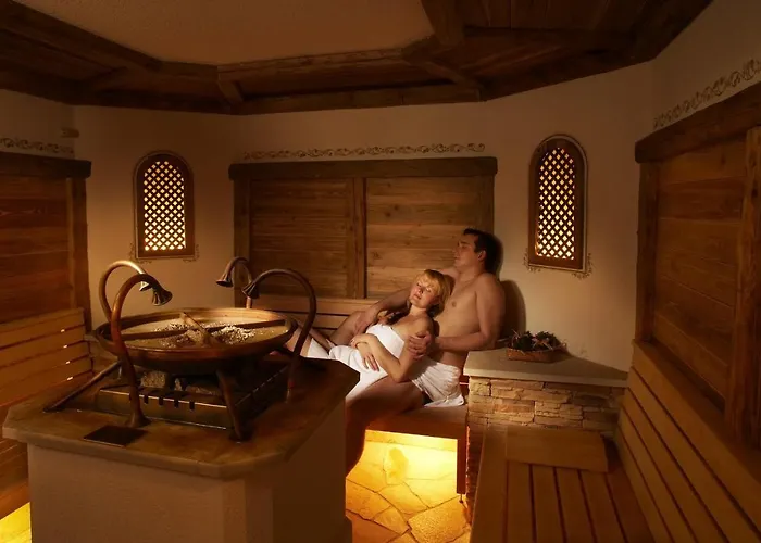 Waldhotel Doldenhorn Hotel 4*